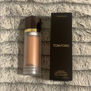 NIBTomFord Complexion Enhancing Primer Peach Glow